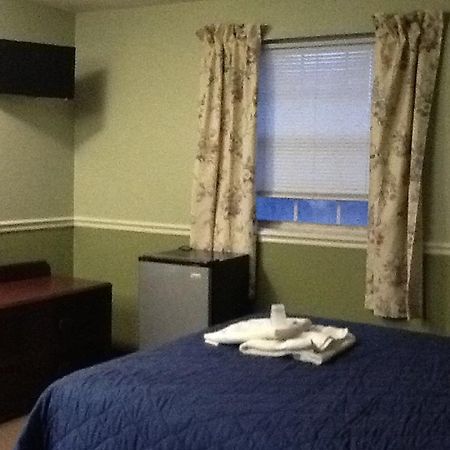 Отель Brookside House Quincy Экстерьер фото