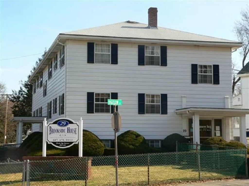 Отель Brookside House Quincy Экстерьер фото