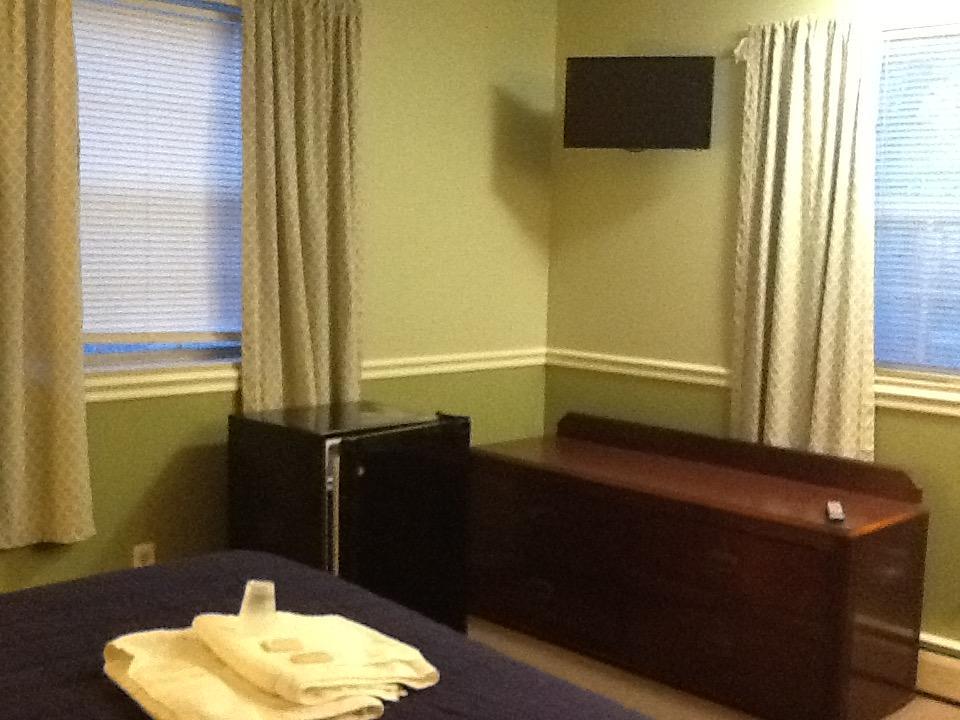 Отель Brookside House Quincy Экстерьер фото