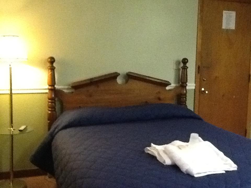 Отель Brookside House Quincy Экстерьер фото