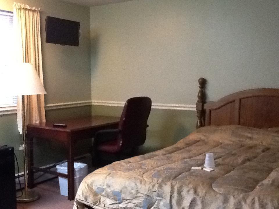 Отель Brookside House Quincy Экстерьер фото